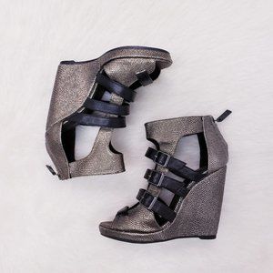 NWT Matiko Sachi Gladiator Sandal